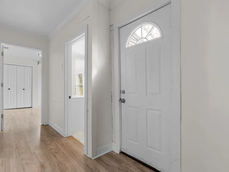 718 W Monterey St — Photo 19