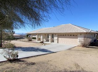 17068 Joshua Rd, Apple Valley, CA 92307
