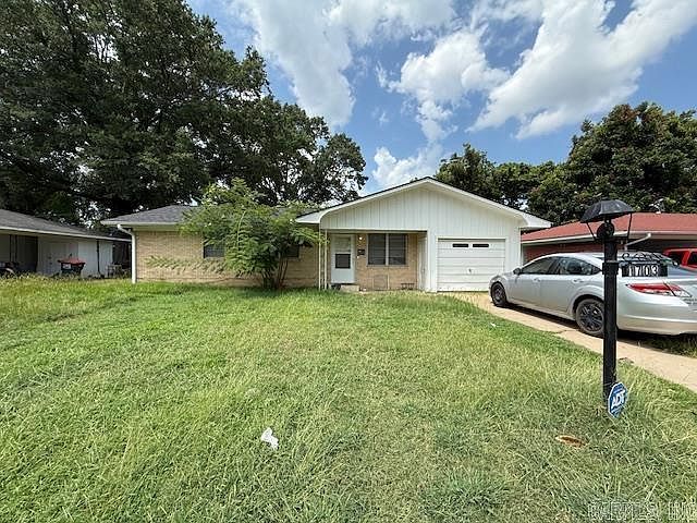 1st image of 1703 Belmoor Dr