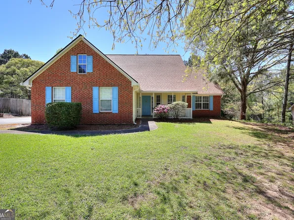 2875 New Hope Rd, Dacula, GA 30019