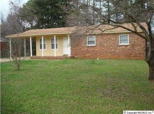 3018 Kirkland Dr NW, Huntsville, AL 35810