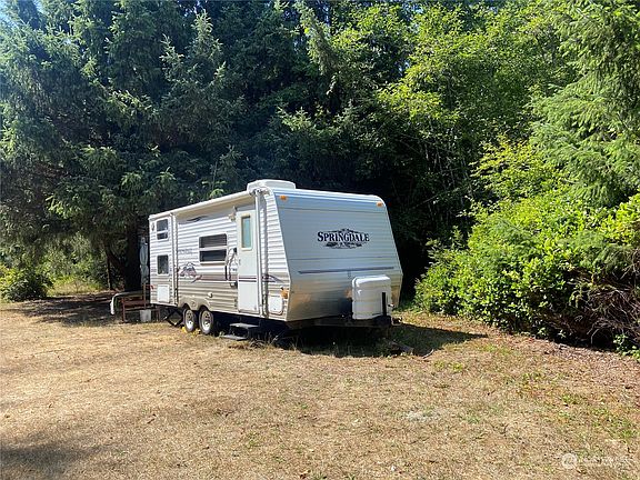 2nd image of 257 Duck Lake Drive SE