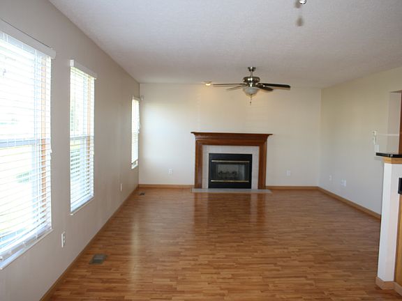 4th image of 12785 NW Saratoga Ln