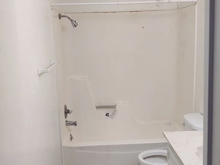 1105 Dartmouth St — Photo 11