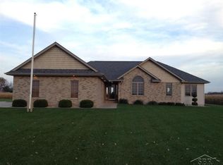 7033 Fraser Rd, Freeland, MI 48623