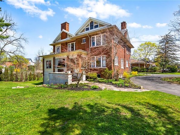 20 Evan St, Welland, ON L3B 3V4
