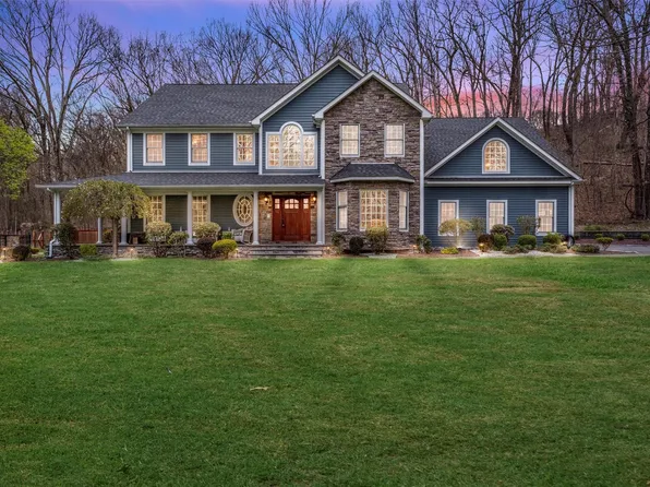75 Frances Drive, Hopewell Junction, NY 12533