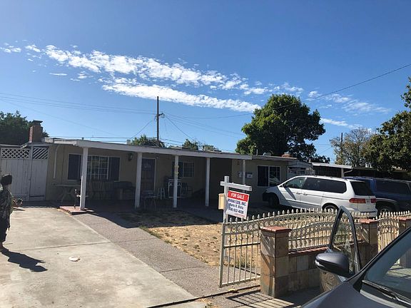 4th image of 14050 Diamond Ave