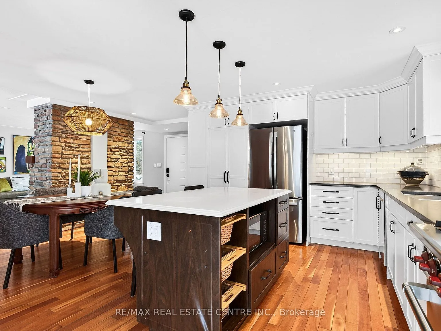 4 bed, $6,399 — Photo 4