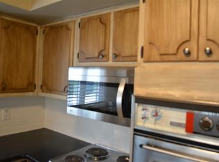 1545 N Bay Dr, Elkhart, IN 46514