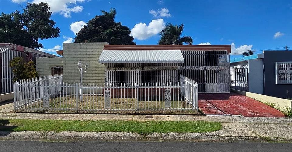 1st image of Calle 17 Ext #Y-10