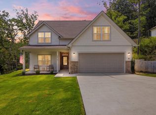 6514 Flagstone Dr, Ooltewah, TN 37363