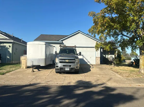 2498 Edgemont St SE, Albany, OR 97322