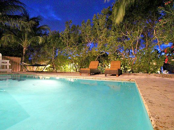 5th image of 141 Tequesta St