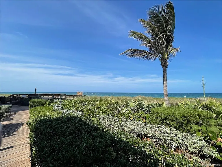 1357 NE Ocean Blvd #106 — Photo 33