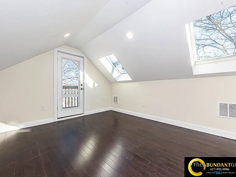 48 Caldwell Rd #1 — Photo 26