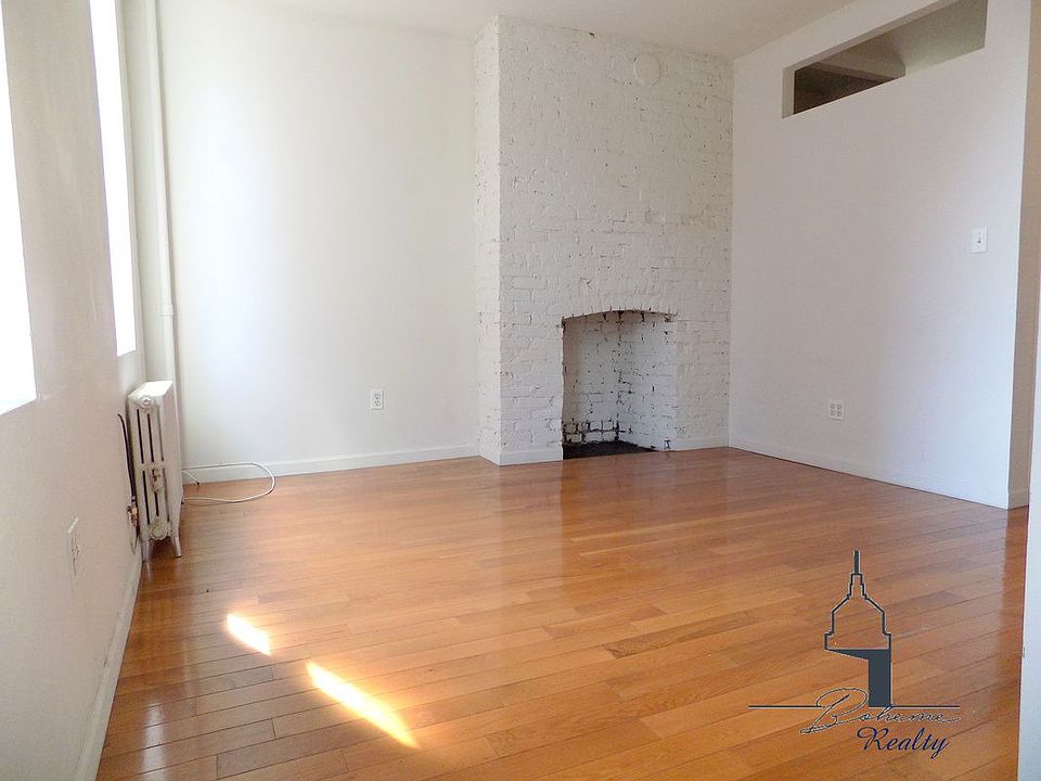 2nd image of 400 E 11th St APT 6