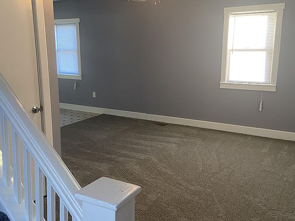 2nd image of 210 W Palmer Ave
