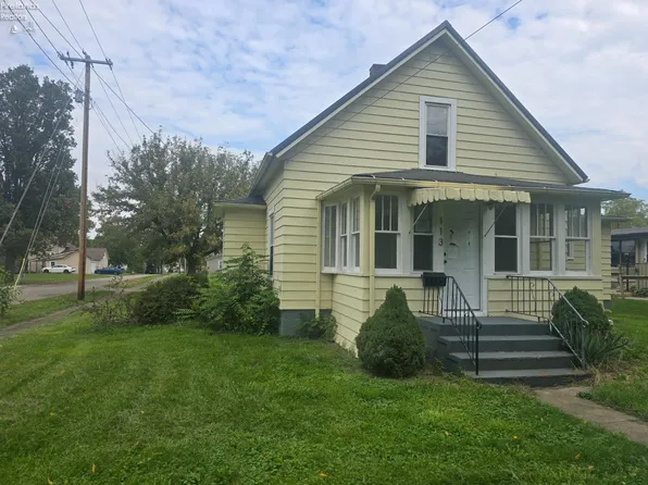 113 3rd St, New London, OH 44851