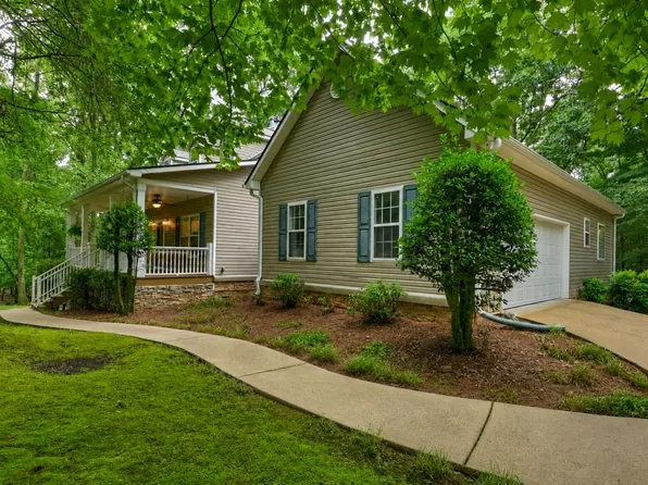 101 W D Ct, Ellijay, GA 30540