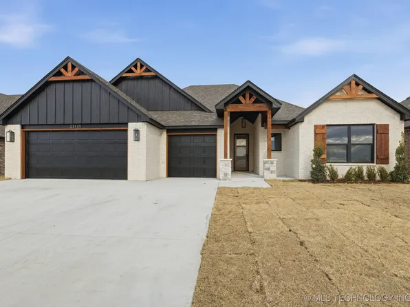 23119 E 107th St S, Broken Arrow, OK 74014