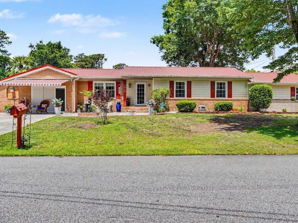 1010 Moss Dr., Surfside Beach, SC 29575