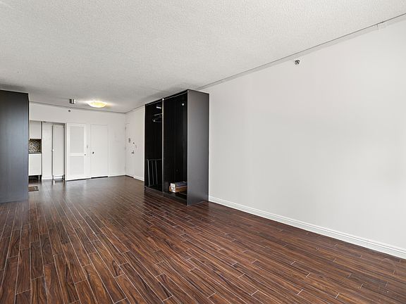5th image of 45 River Dr S APT 415