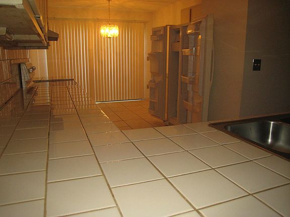 2nd image of 25 Fawlkland Cir