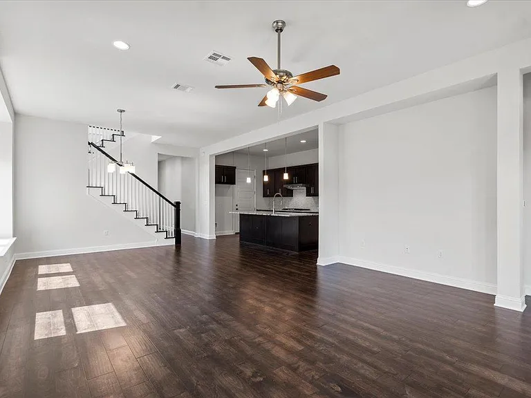 6717 Vicenza Dr — Photo 14