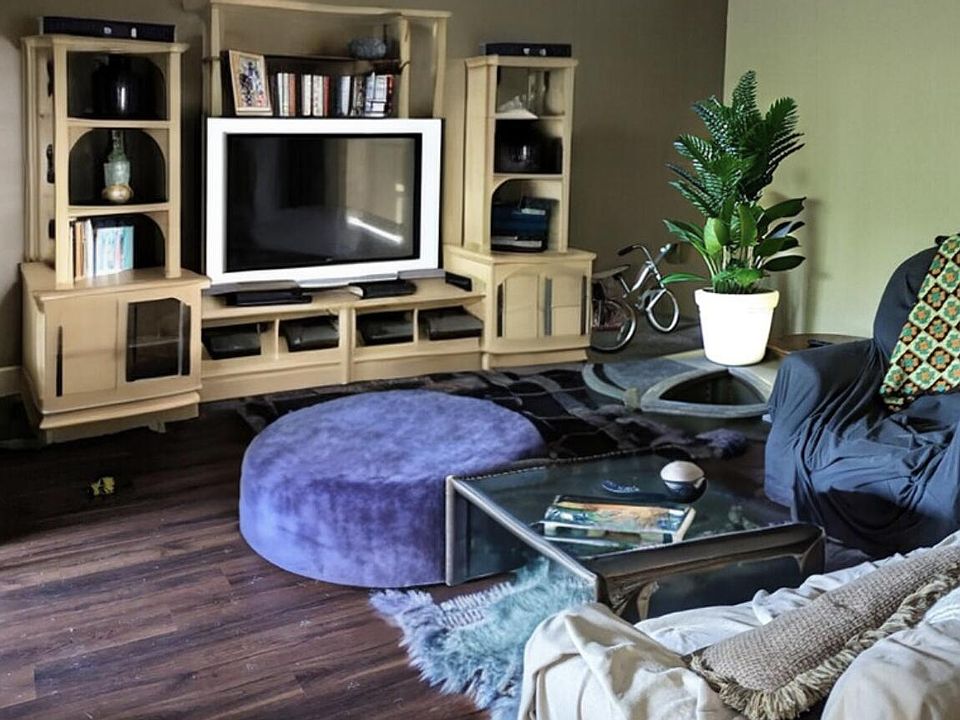 2nd image of 8880 OLD KINGS Road S #124