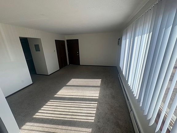 4th image of 1121-1129 79th Ave NE #1121-04