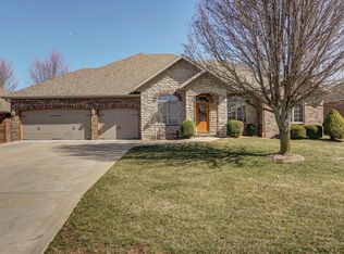 3830 N Slavens Ave, Springfield, MO 65803