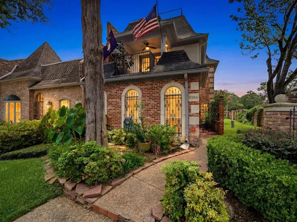 9584 Briar Forest Dr, Houston, TX 77063
