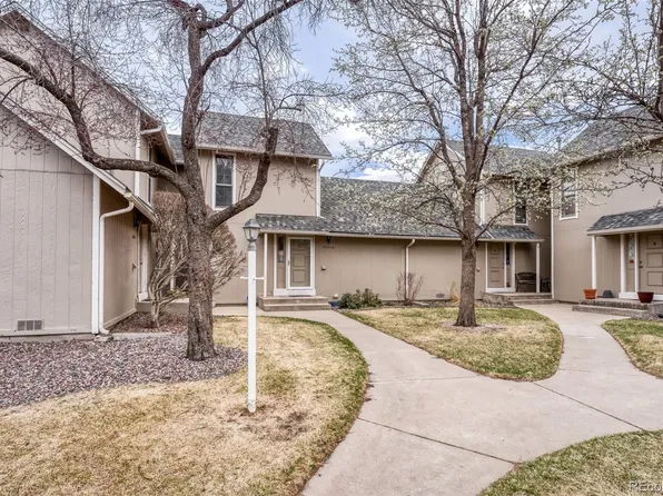 2621 S Xanadu Way #B, Aurora, CO 80014