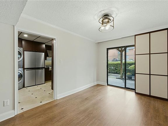 5th image of 4266 Roswell Rd NE APT F2