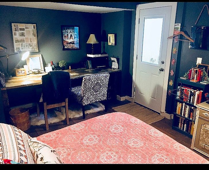 Basement Guest Room/Office