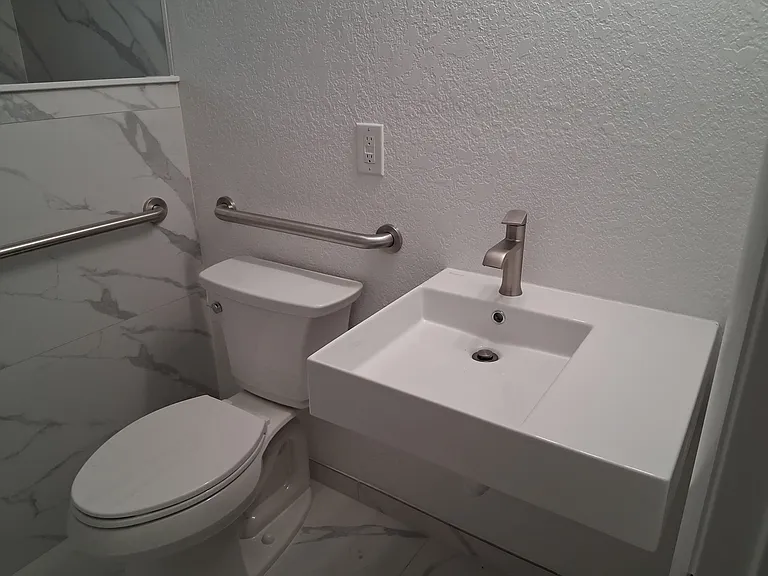 5609 16th Ave E #1 — Photo 5