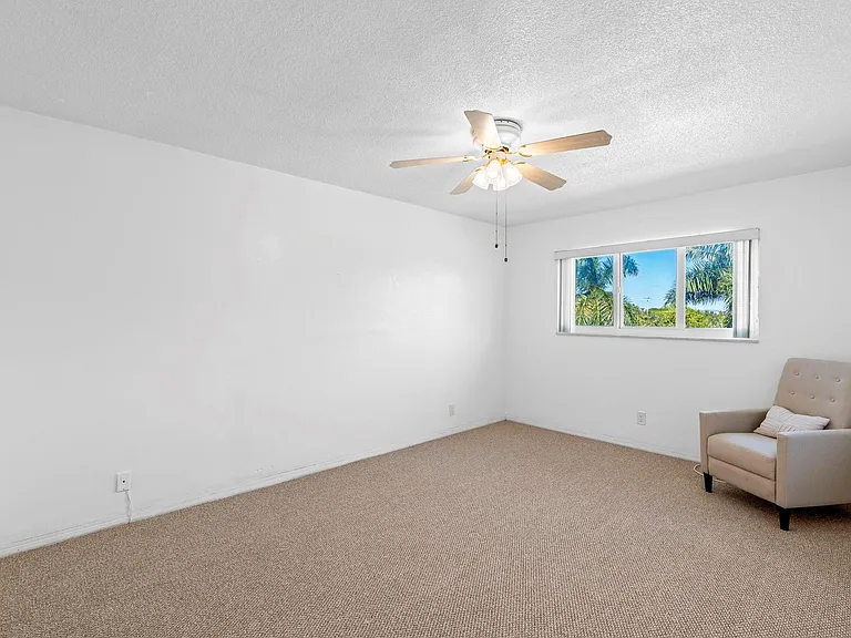 581 Blue Heron Dr #317-B — Photo 17