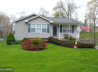 70 Bronze Ct, Martinsburg, WV 25405