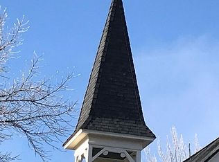 100 6th St, Ashland, OR 97520