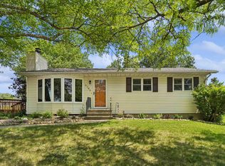 5703 Aster Ln, Waterloo, IA 50701