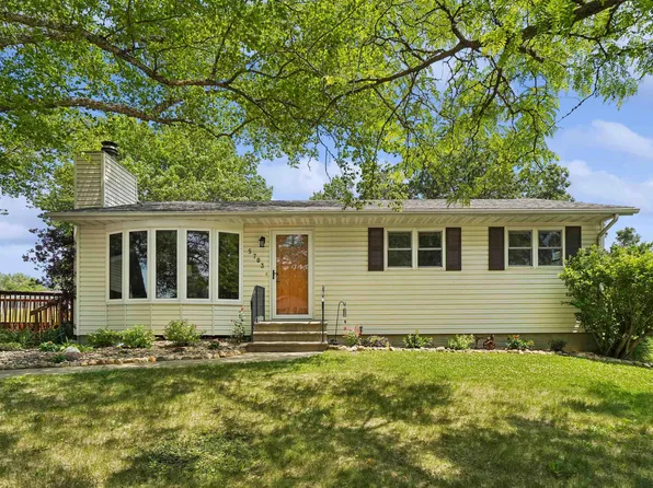 5703 Aster Ln, Waterloo, IA 50701