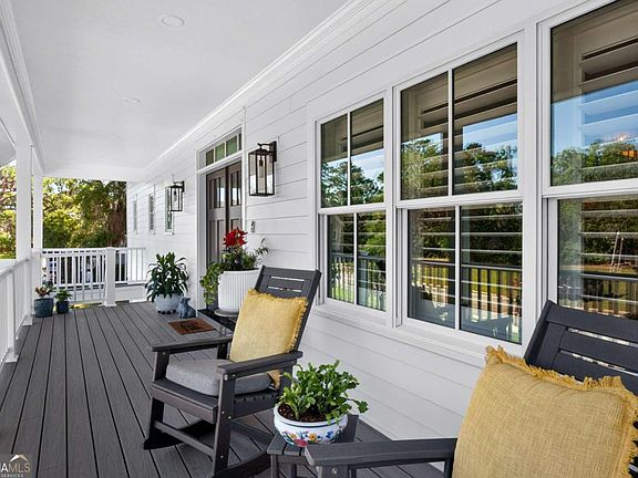 3rd image of 100 Natalie Ct