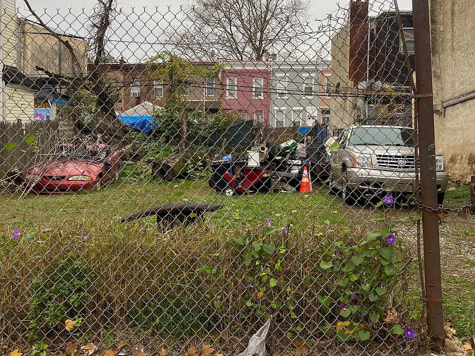 2nd image of 3126 N 8th St