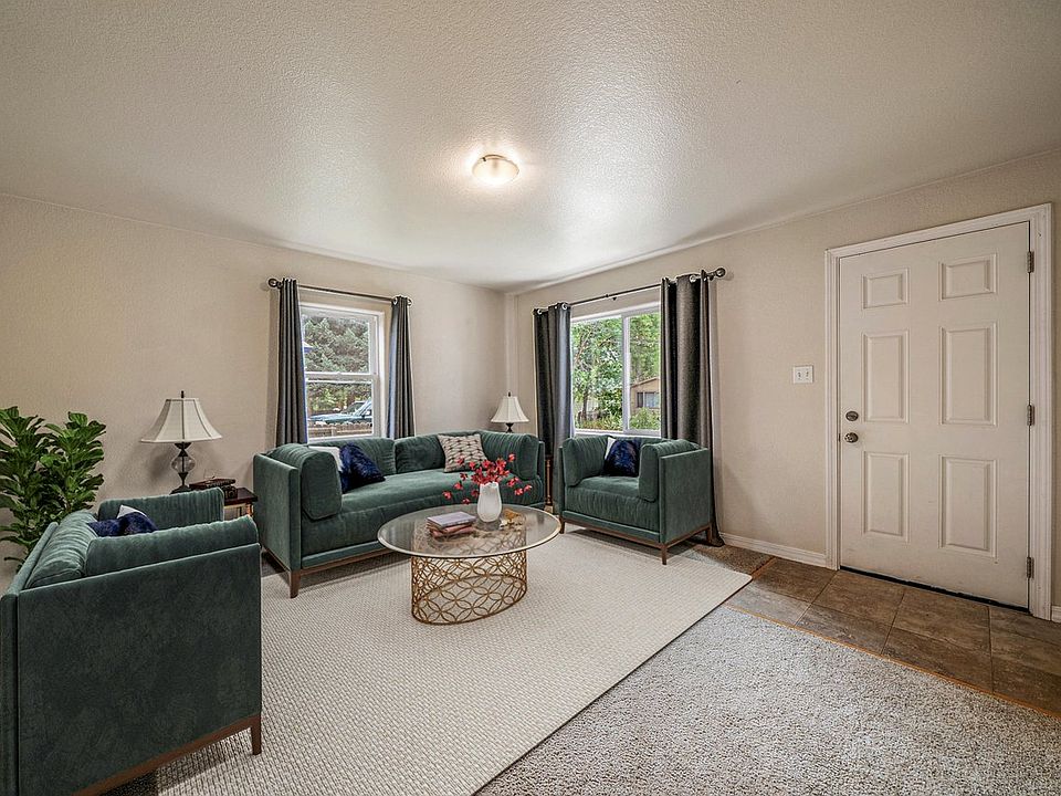 1st image of 36 Reed Pl