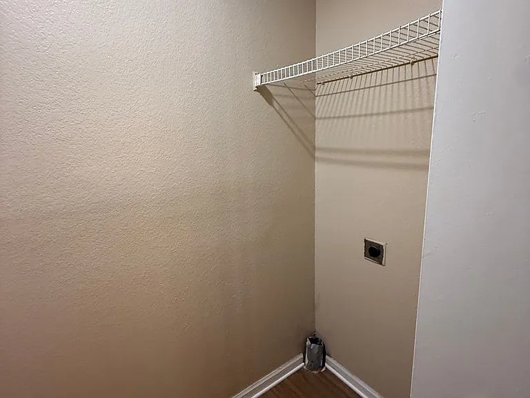 Highlands Apts — Photo 36