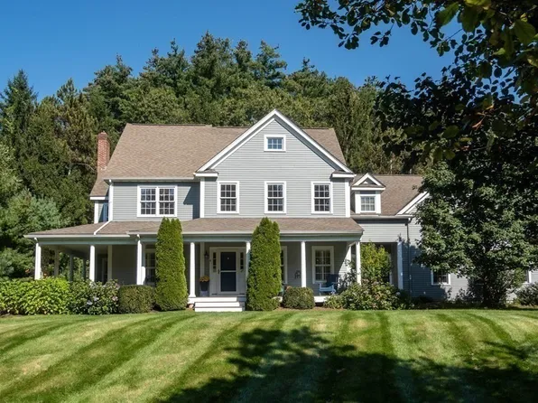 4 Daniel Shays Rd, Hopkinton, MA 01748