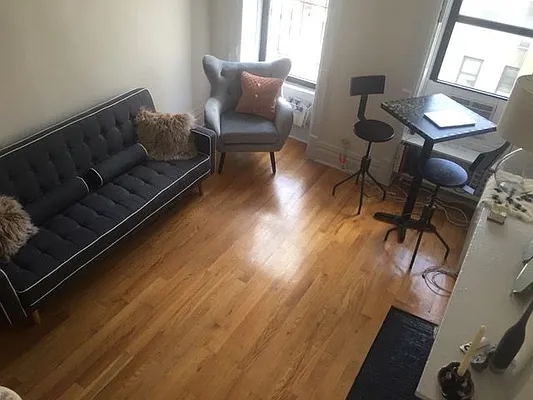 Rented by Performing Assets Corp | media 29