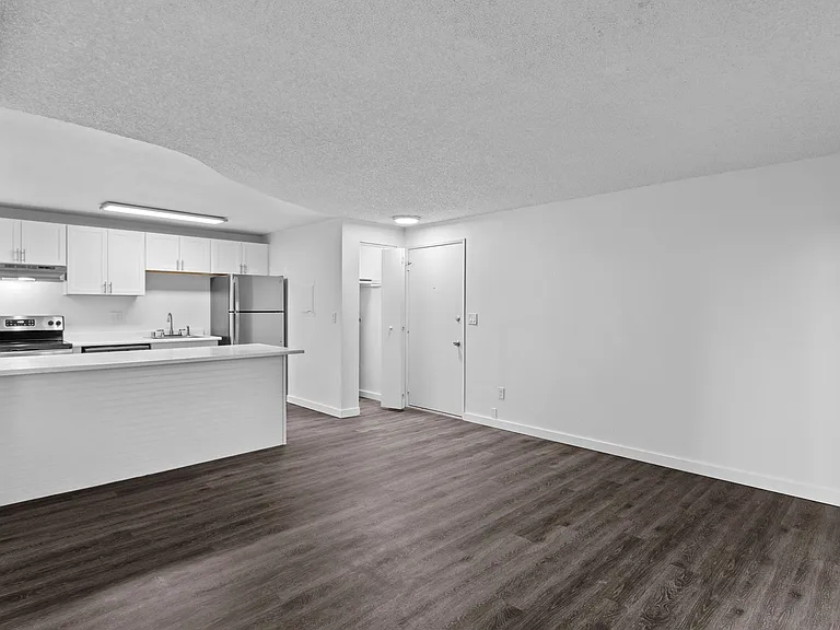 Brix Apartments — Photo 34