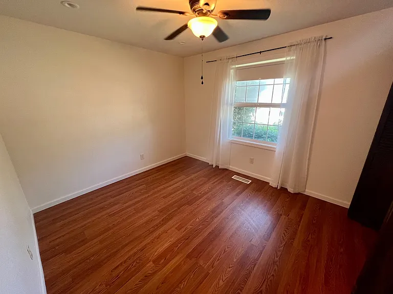 2570 Aztec Ave — Photo 21